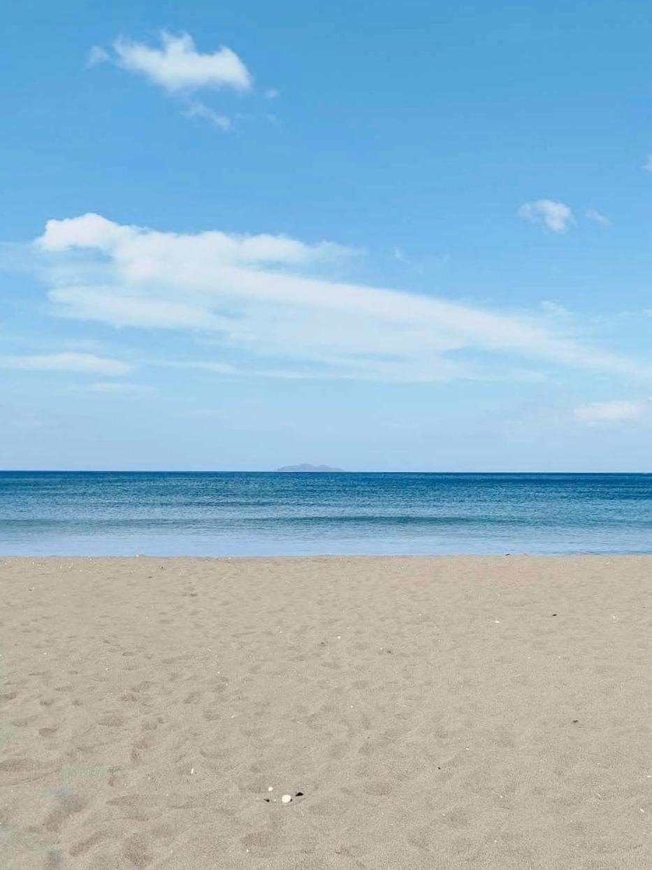 Modern Guesthouse Near Beach In Nasugbu, Batangas Exterior photo