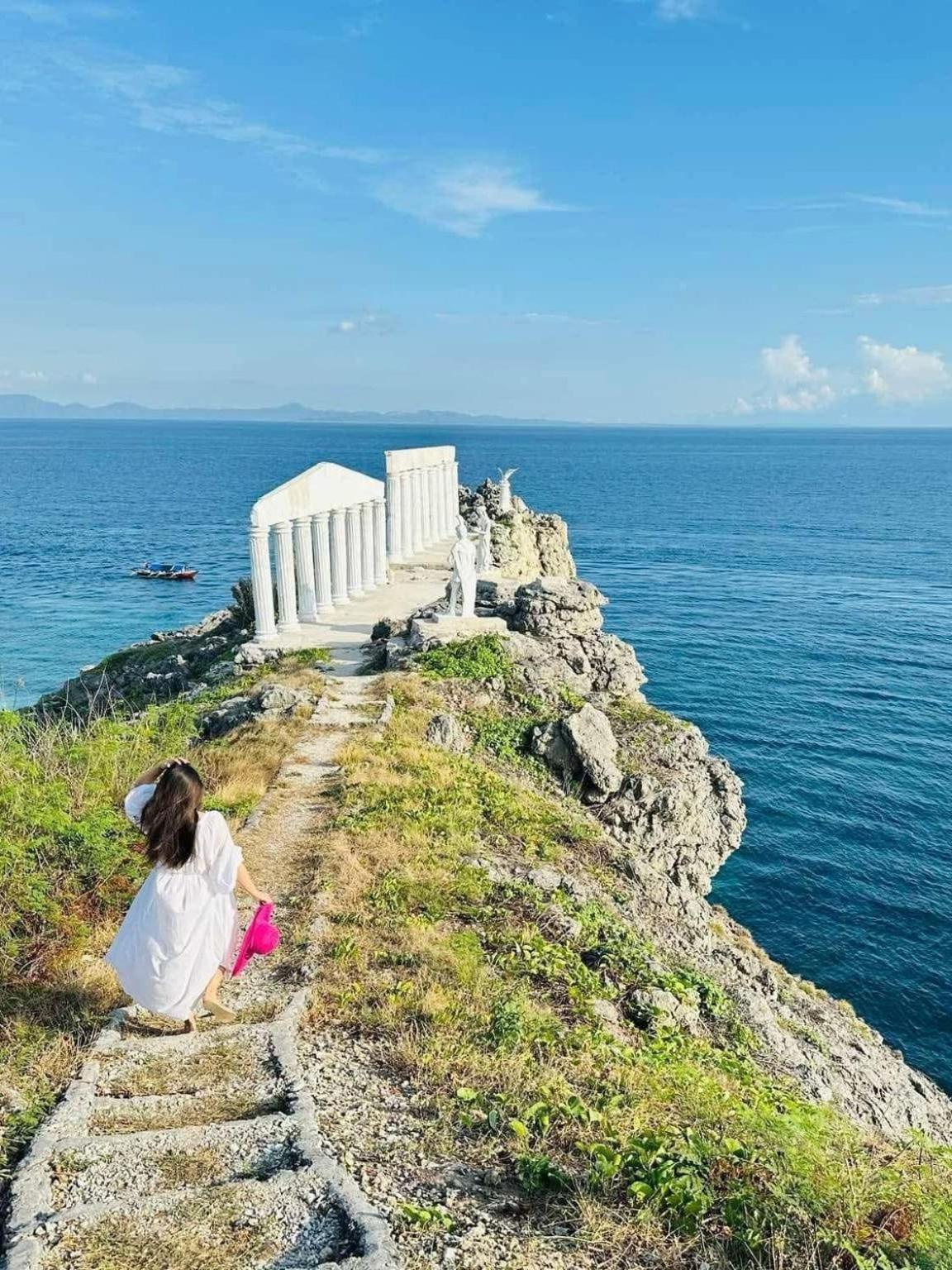 Modern Guesthouse Near Beach In Nasugbu, Batangas Exterior photo